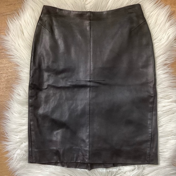 Givenchy Pencil Skirt Black Leather 40 - Picture 2 of 10